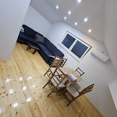 Apartment Slatkidom